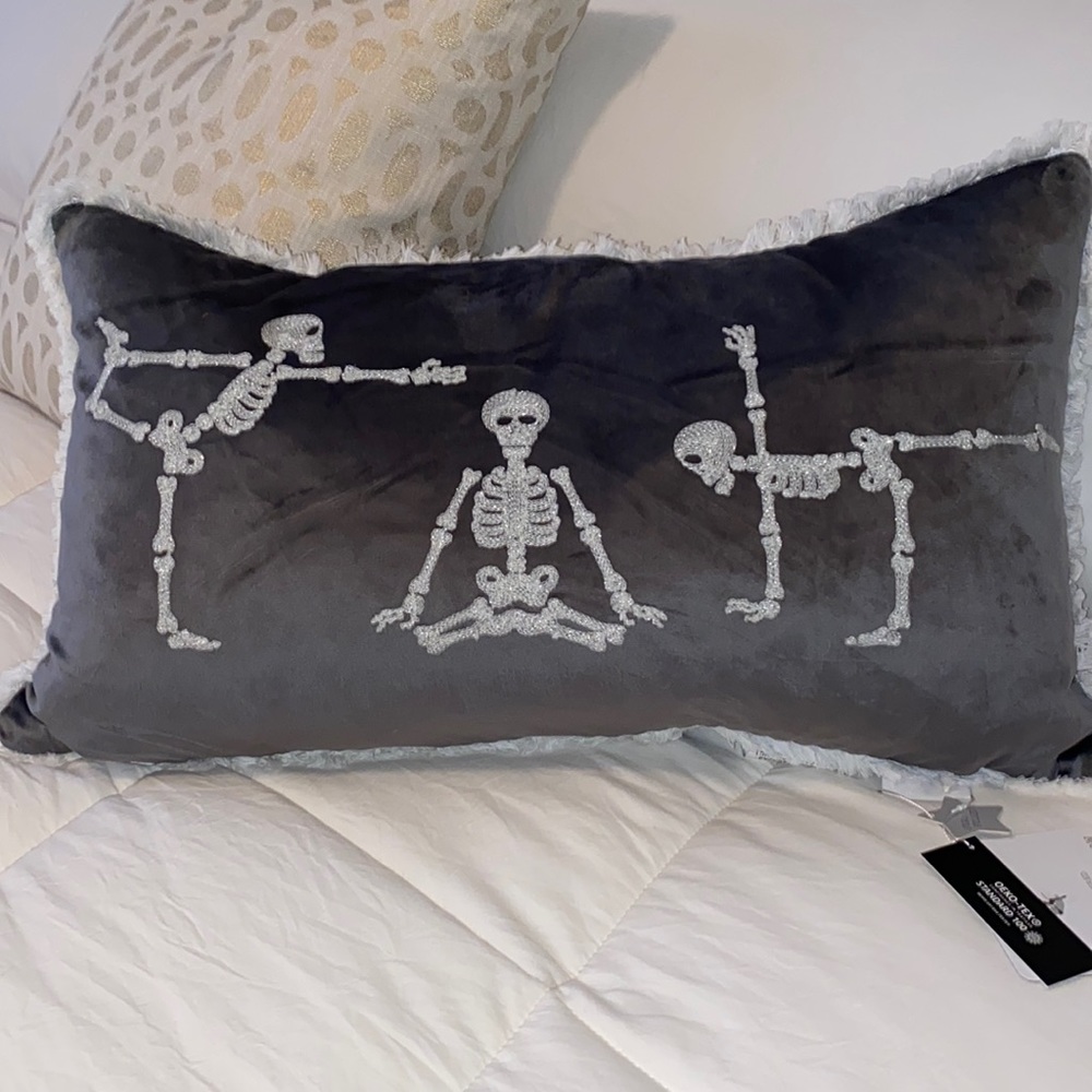 Skeleton yoga pillow